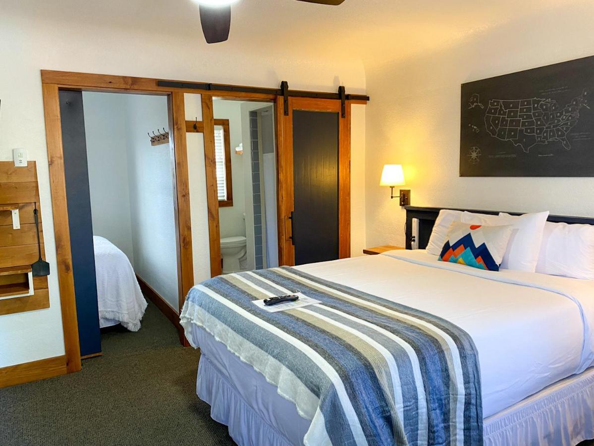 Left Coast Lodge - Pet Friendly Sisters Exterior foto